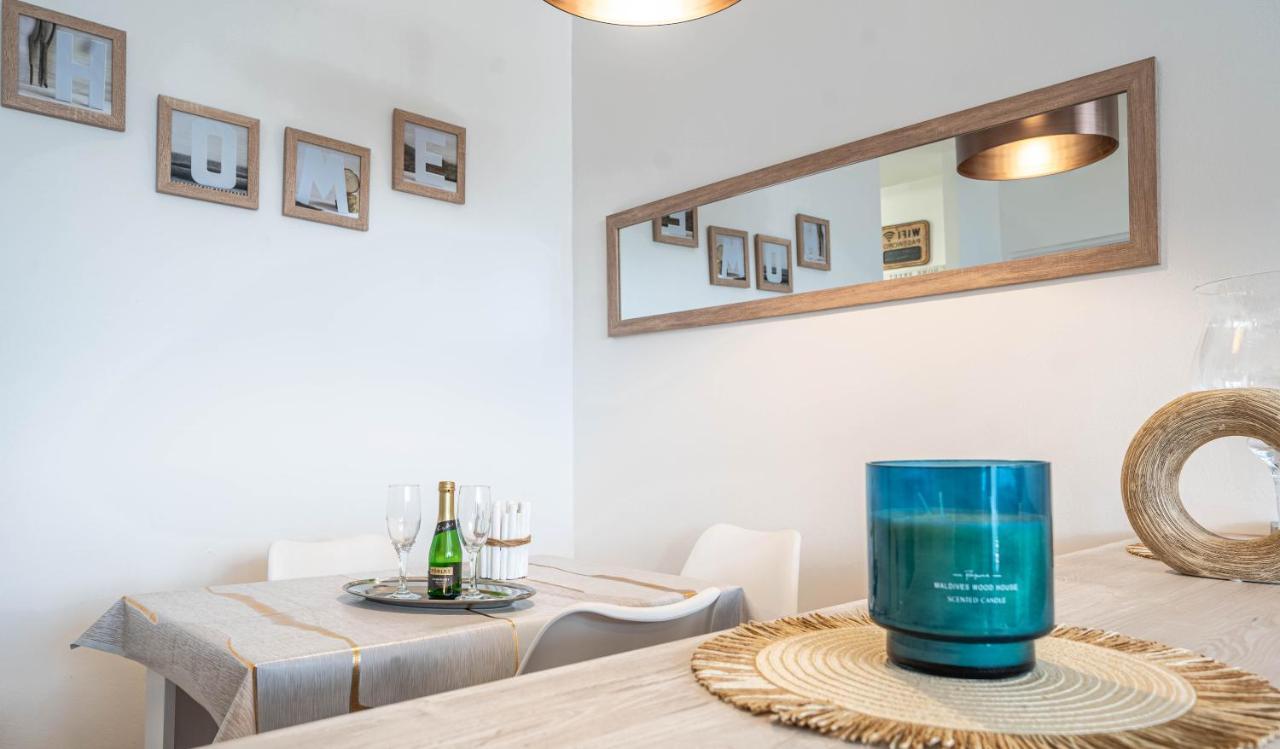 Pastelle Apartment With Own Parking Place Будапеща Екстериор снимка