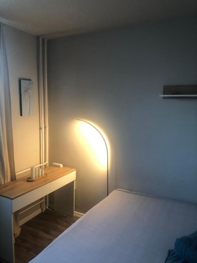 Pastelle Apartment With Own Parking Place Будапеща Екстериор снимка
