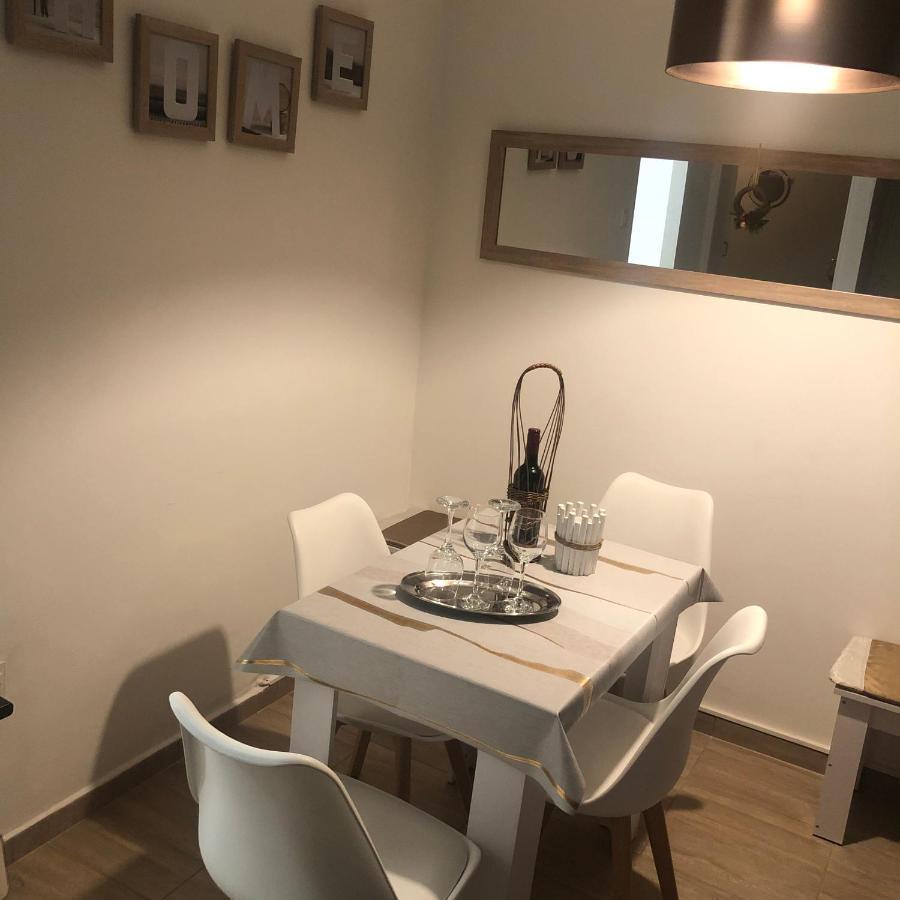 Pastelle Apartment With Own Parking Place Будапеща Екстериор снимка